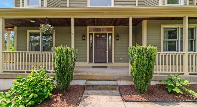 Photo of 48 Westfort Dr, Meriden, CT 06451