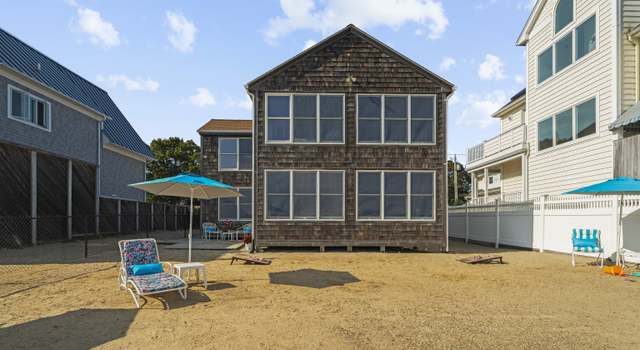 Photo of 165 Shore Rd, Clinton, CT 06413