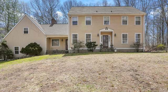 Photo of 40 Ridgeline Rd, Easton, CT 06612
