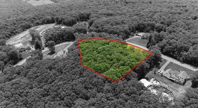 Photo of 44 Cider Mill Hts, Granby, CT 06060