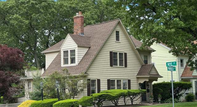 Photo of 194 Parker St, Manchester, CT 06040