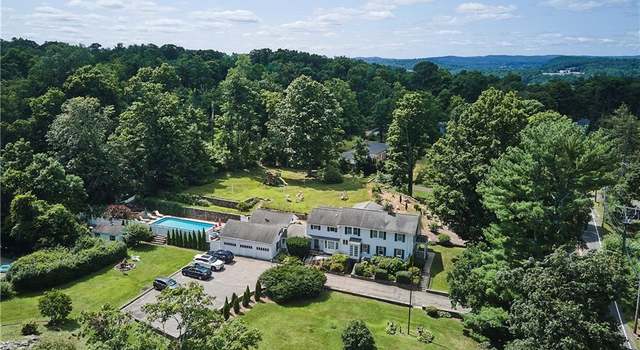 Photo of 5 Junction Rd, Brookfield, CT 06804