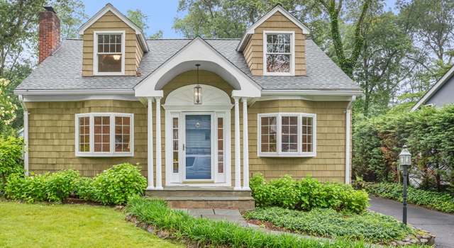 Photo of 19 Edgerton St, Darien, CT 06820