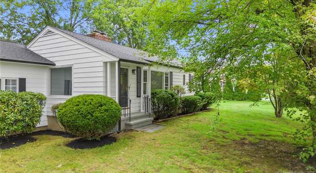 Photo of 123 Williams Rd, Trumbull, CT 06611