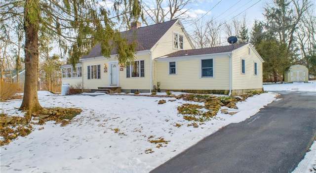Photo of 27 Falls Rd, Bethany, CT 06524