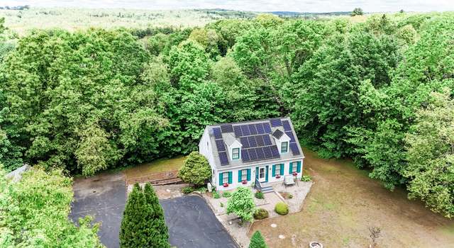 Photo of 523 Wauregan Rd, Killingly, CT 06239