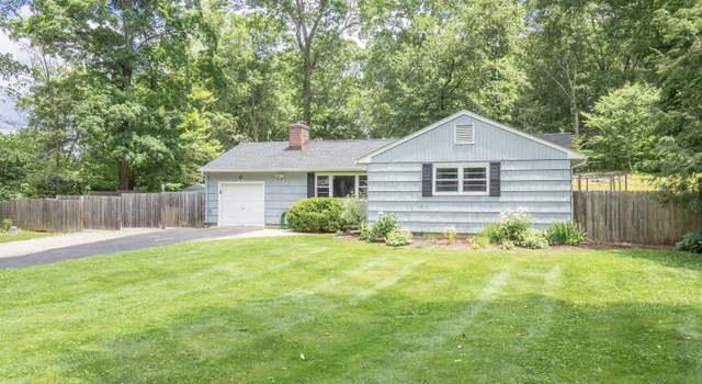 Photo of 45 Bayberry Hill Rd, Ridgefield, CT 06877