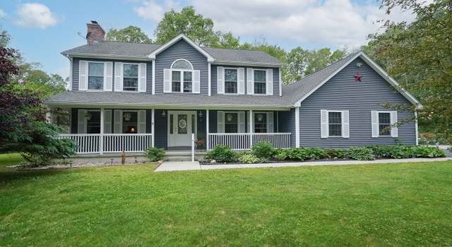 Photo of 9 Meadow Brook Cir, Lisbon, CT 06351