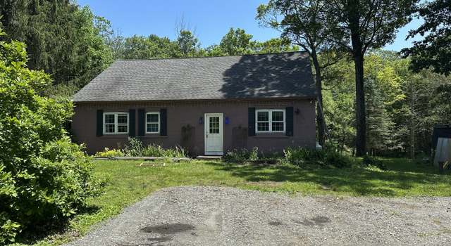 Photo of 100 Norfolk Rd, Winchester, CT 06098