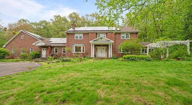 Photo of 78 Blue Ridge Dr, Manchester, CT 06040
