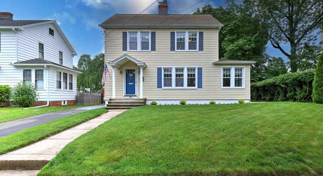 Photo of 17 Norris St, Hamden, CT 06517