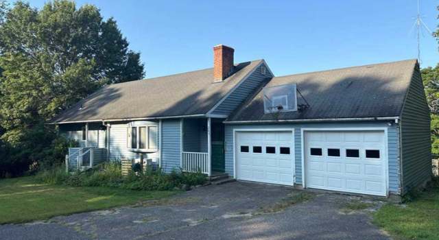 Photo of 203 Maple St, Litchfield, CT 06759