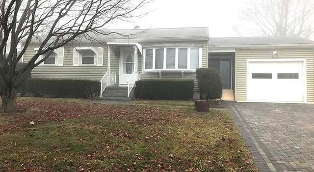 Photo of 35 Sunset Dr, Derby, CT 06418