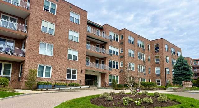 Photo of 3 Putnam Hill Rd Unit 3F, Greenwich, CT 06830
