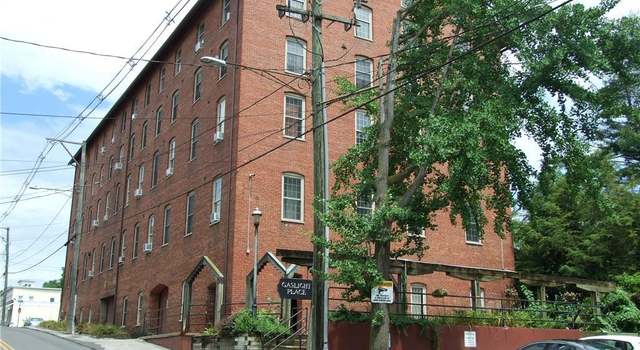 Photo of 65 West St #202, New Milford, CT 06776