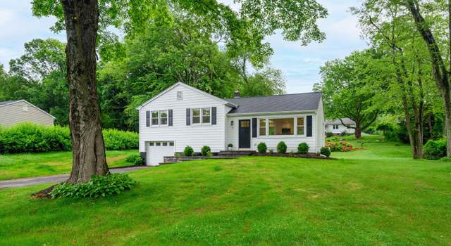 Photo of 13 Westview Dr, Bethel, CT 06801