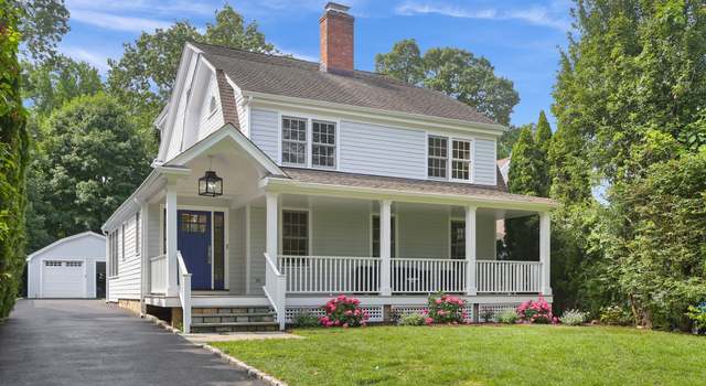 Photo of 36 Hendrie Ave, Riverside, CT 06878