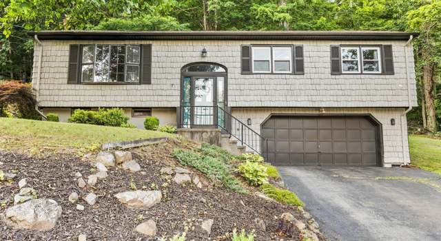 Photo of 28 Cortina Rd, East Haven, CT 06513