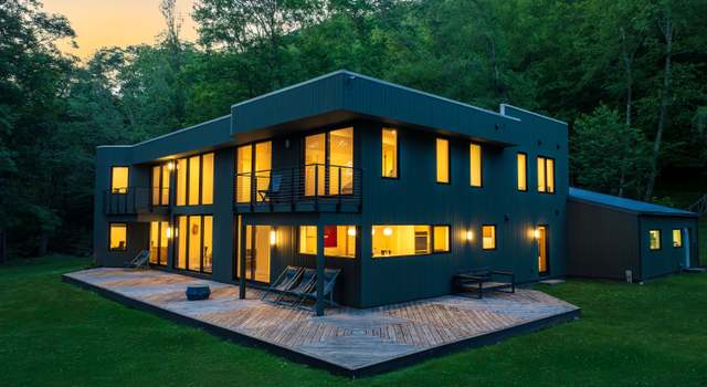 Photo of 9 Overlook Dr, Lakeville, CT 06039