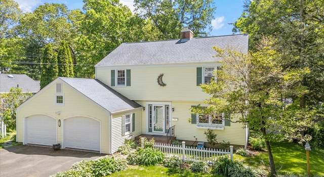 Photo of 18 Hillcrest Rd, Manchester, CT 06040