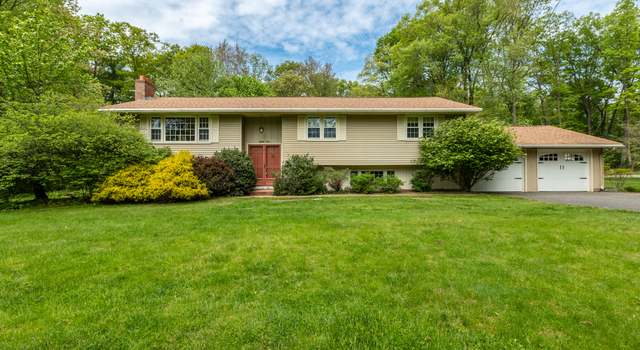 Photo of 84 Blue Ridge Dr, Somers, CT 06071