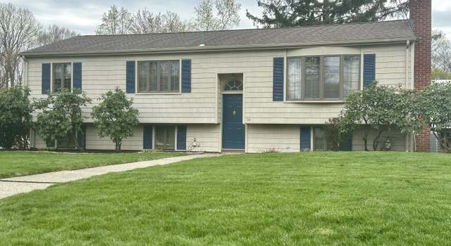 Photo of 36 Green Meadow Rd, Milford, CT 06461