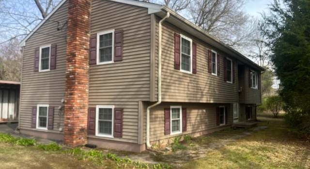 Photo of 16 Palma Cir, Waterbury, CT 06704