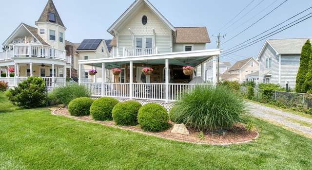 Photo of 7 Crescent Ave, East Lyme, CT 06357