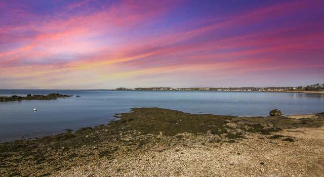 Photo of 93 Sunset Beach Rd, Branford, CT 06405