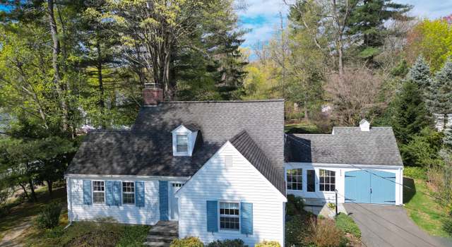 Photo of 699 Mountain Rd, West Hartford, CT 06117