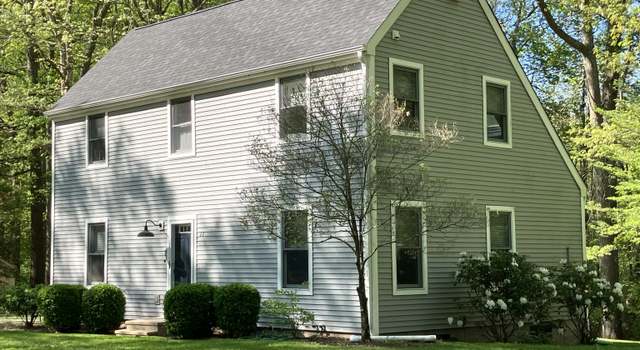 Photo of 23 Warwickshire Dr, Killingworth, CT 06419