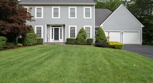 Photo of 3 Compass Rock Ln, Wallingford, CT 06492