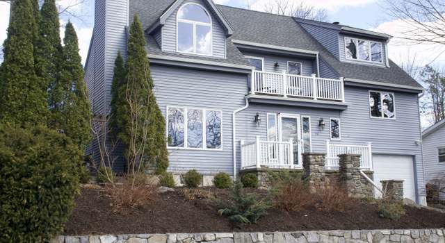 Property at 19 Mountain View Dr, Brookfield, CT 06804, 3 beds, 3 baths