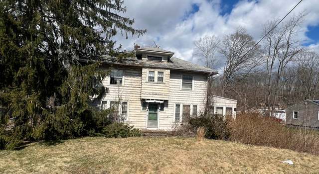 Photo of 135 Foxon Rd, East Haven, CT 06512