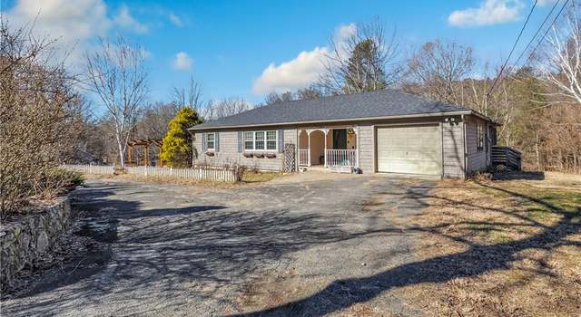 Photo of 34 Furnace Brook Rd, Cornwall, CT 00675