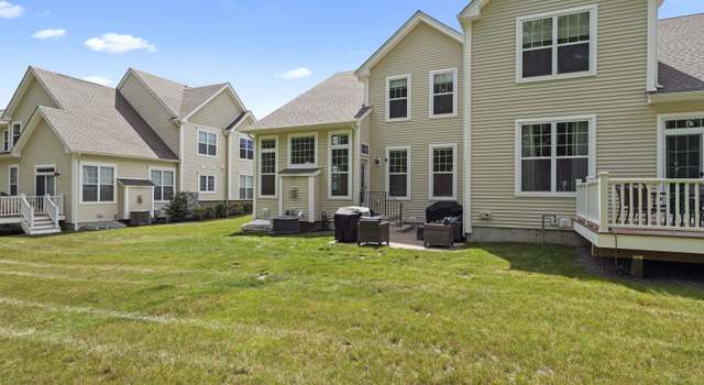 Photo of 181 Ridgewood Dr #181, Middlebury, CT 06762
