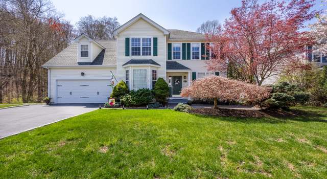 Photo of 75 Orleton Ct, Cheshire, CT 06410