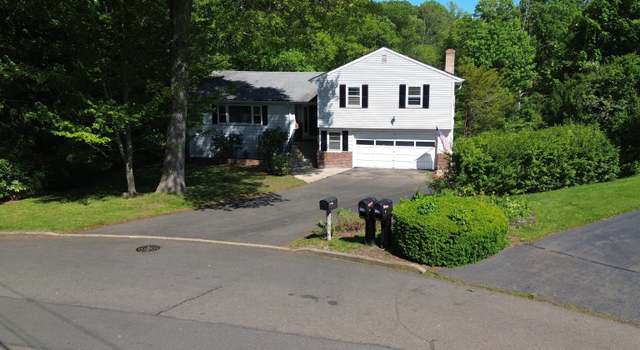 Photo of 19 Arrowhead Ln, Branford, CT 06405