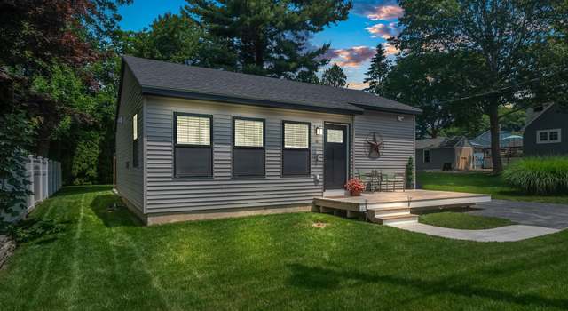 Photo of 10 1st Ave, Waterford, CT 06385