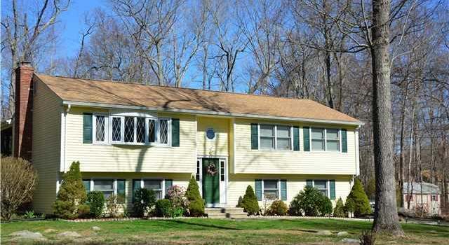 Photo of 43 Cold Spring Dr, Westbrook, CT 06498