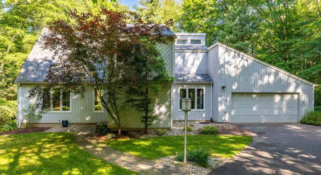 Photo of 20 Roundhill Rd, Granby, CT 06035