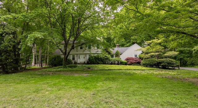 Photo of 50 Stonehedge Ln S, Guilford, CT 06437