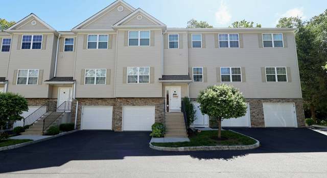 Photo of 23 Riverview Ct #23, Brookfield, CT 06804