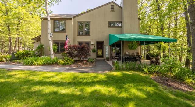 Photo of 8 Cottonwood Dr #8, Avon, CT 06001
