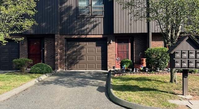 Photo of 176 Natchaug Dr #176, Meriden, CT 06450