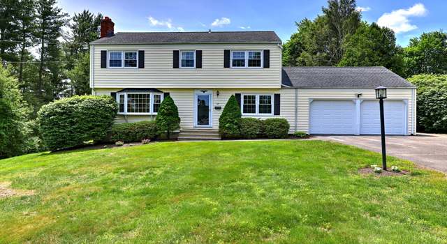 Photo of 64 Regina St, Trumbull, CT 06611