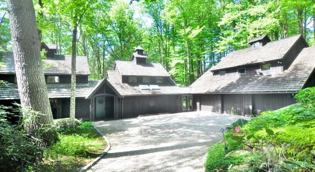 Photo of 21 Bexley Ct, Goshen, CT 06756