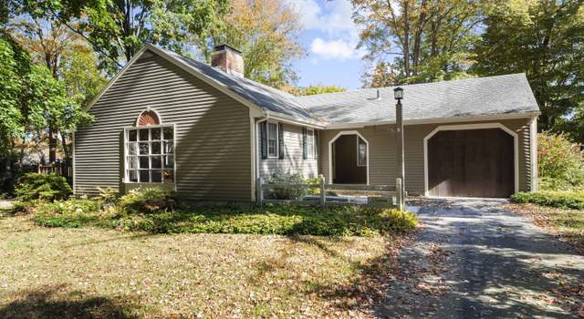 Photo of 11 Charles St, Essex, CT 06409