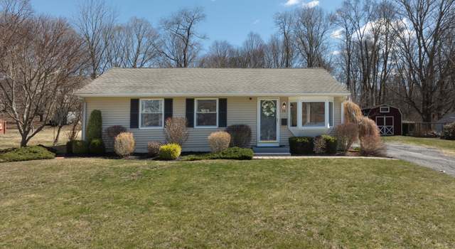 Photo of 79 Park Ave, Colchester, CT 06415