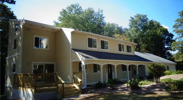 Photo of 23 Hickory Hill Rd, Branford, CT 06405